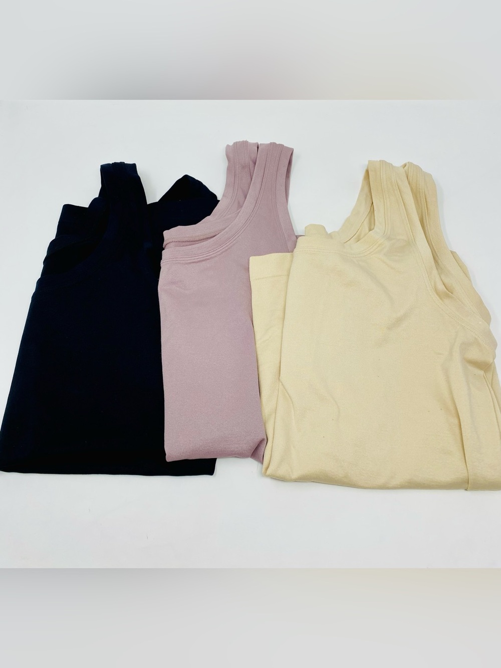 Bundle of 3 - Women’s Bali Tank Tops Size Large